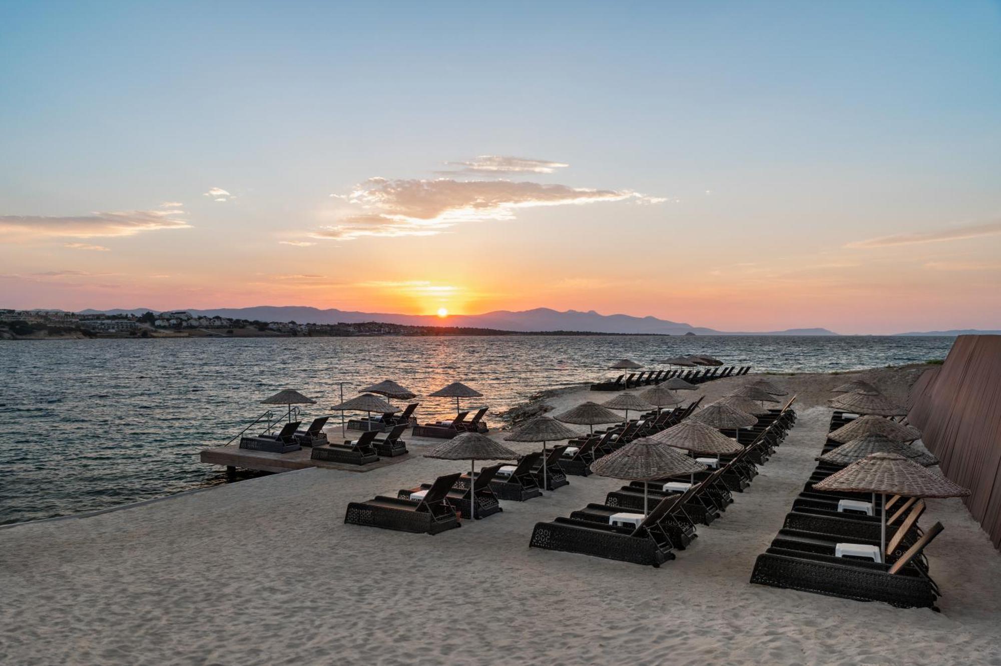 La Quinta By Wyndham Cesme Hotel อิซมีร์ ภายนอก รูปภาพ