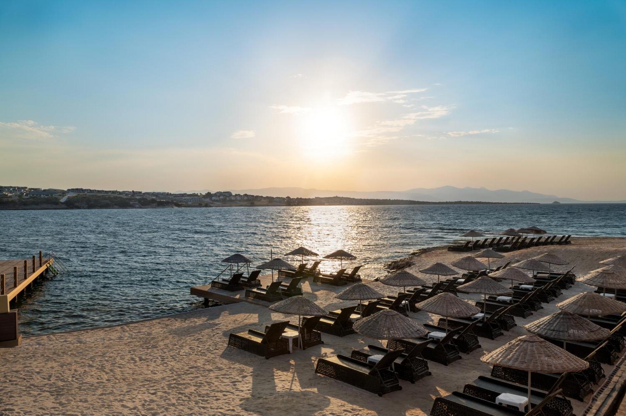 La Quinta By Wyndham Cesme Hotel อิซมีร์ ภายนอก รูปภาพ